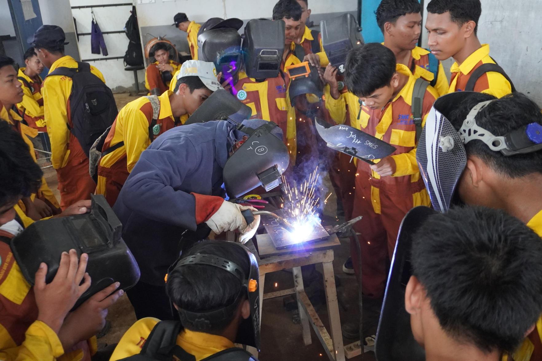Industrial Visit: SMKS KODECO at SSB Plant 4